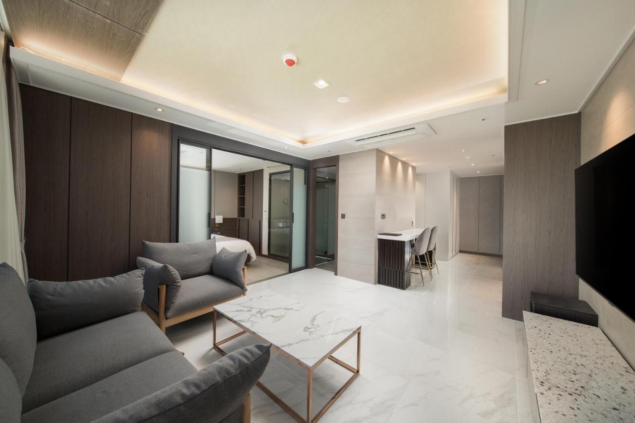 Utop Boutique Hotel&Residence Gwangju Metropolitan City Extérieur photo