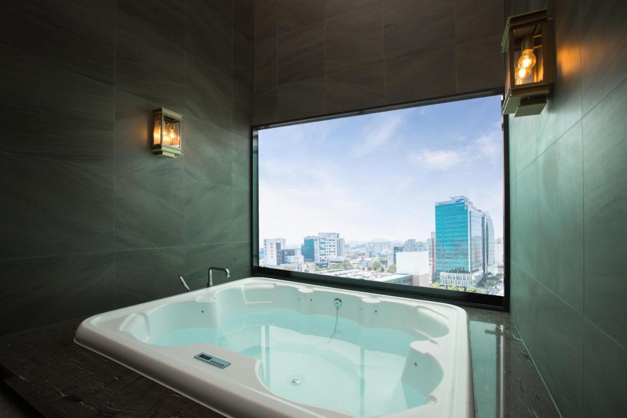 Utop Boutique Hotel&Residence Gwangju Metropolitan City Extérieur photo